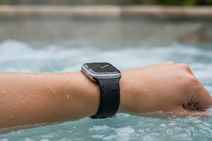 Can You Wear an Apple Watch in a Hot Tub Without Damaging It?