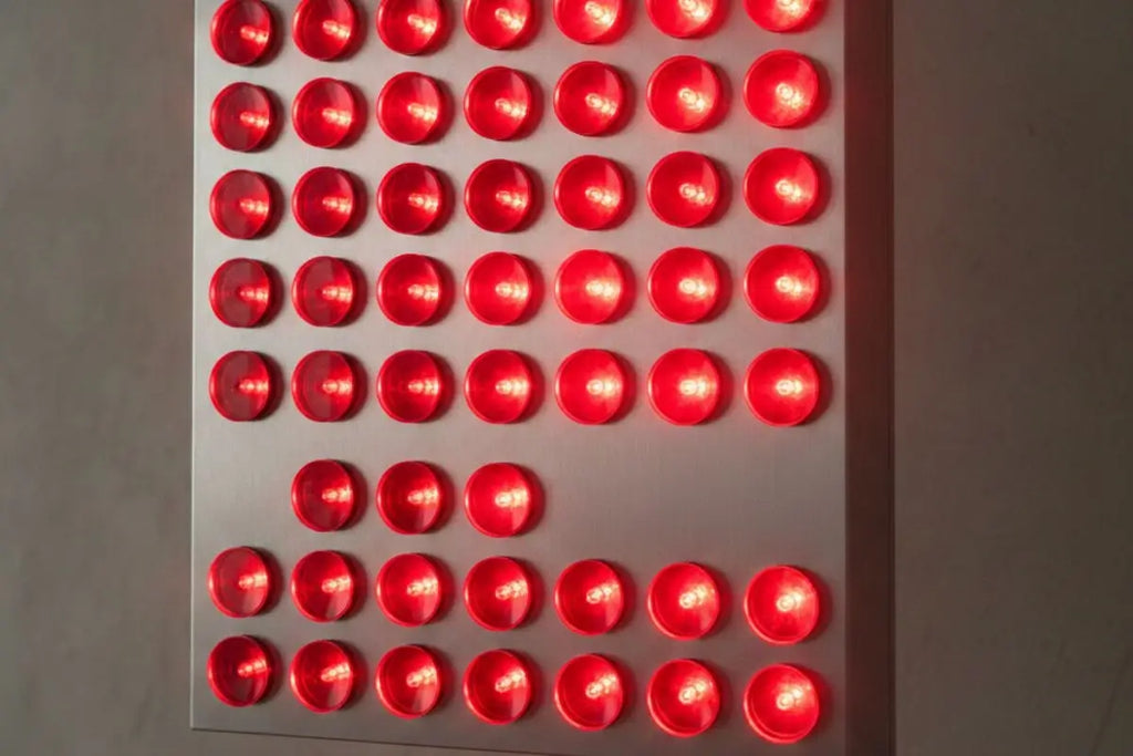 7 Ways Red Light Therapy Helps with Neuropathy